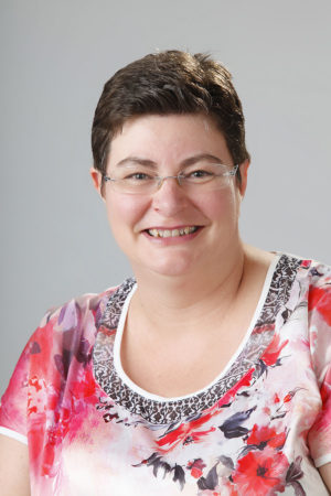 https://www.est-net.fr/wp-content/uploads/2018/04/fabienne-est-net-300x450.jpg